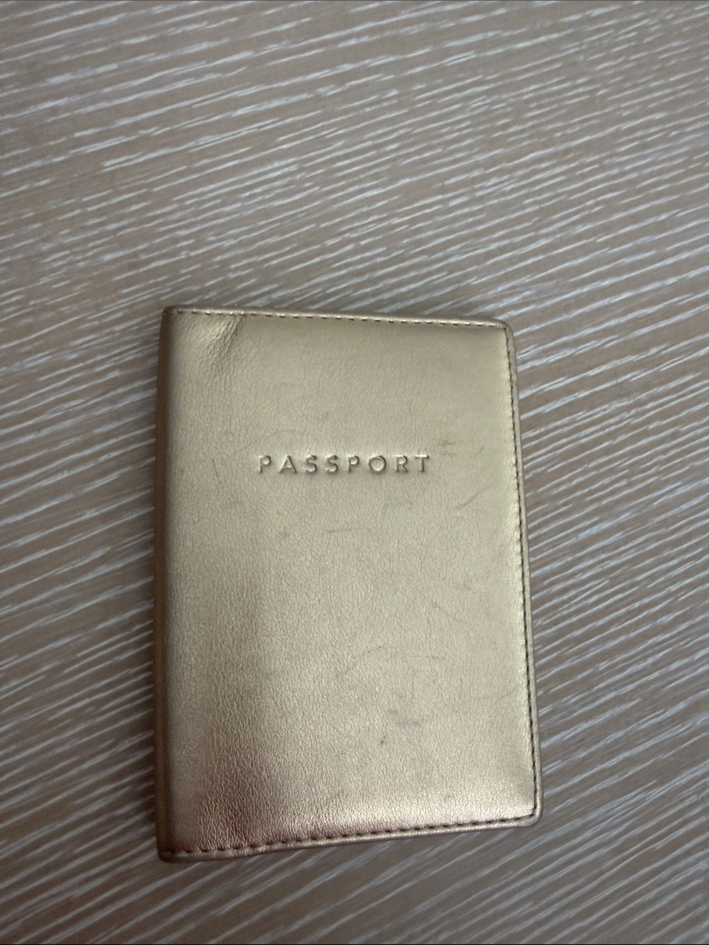 COACH Smooth Leather Gold Passport Cover Passport Holder - Picture 4 of 13